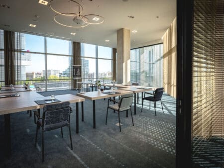 Hotel Amsterdam Zuidas ENG