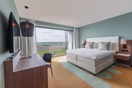 Hotel Schiphol ENG